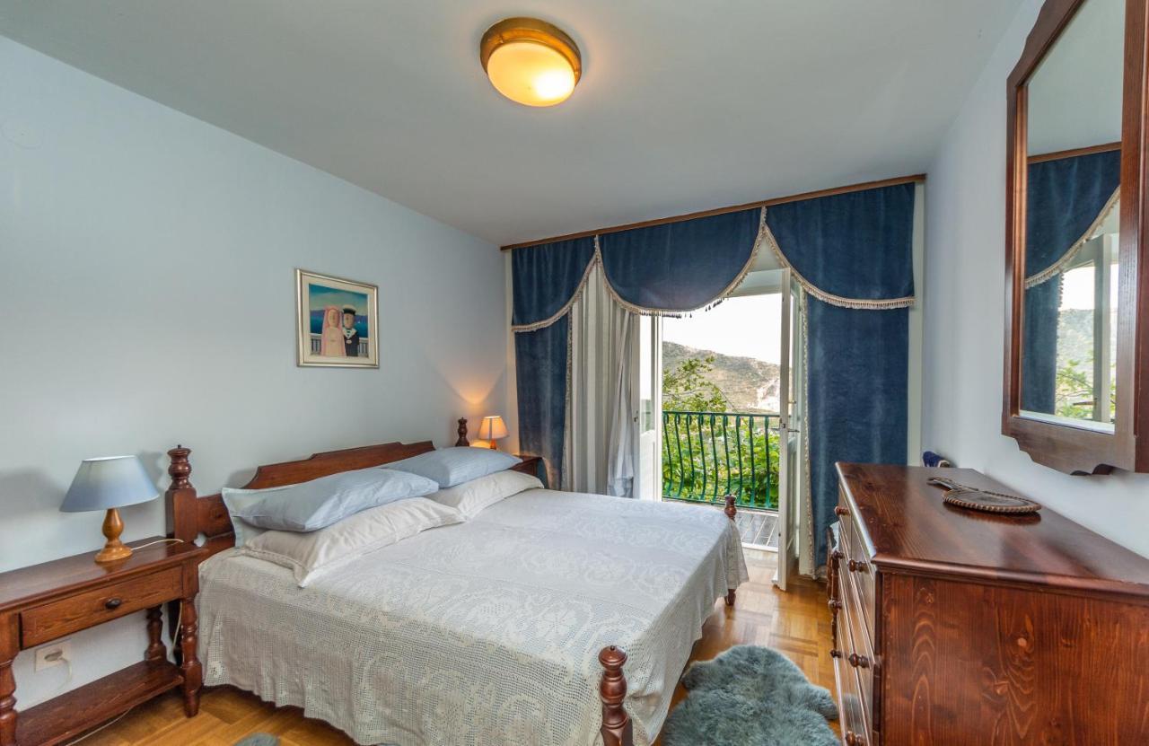 Villa Blanka Žrnovnica Екстериор снимка