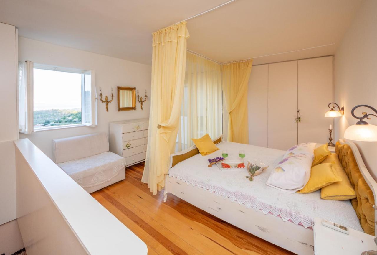 Villa Blanka Žrnovnica Екстериор снимка